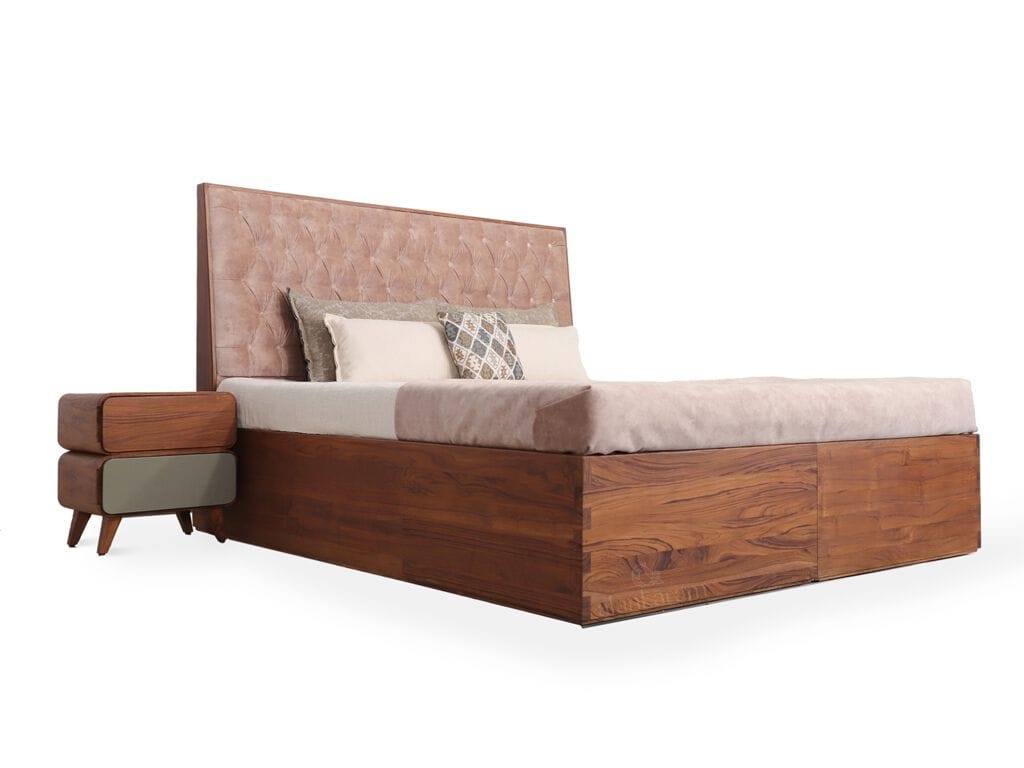 Двуспальная кровать из тикового дерева с капитонным изголовьем Alankaram KORYTO ARCH-00038590 - Вид №1