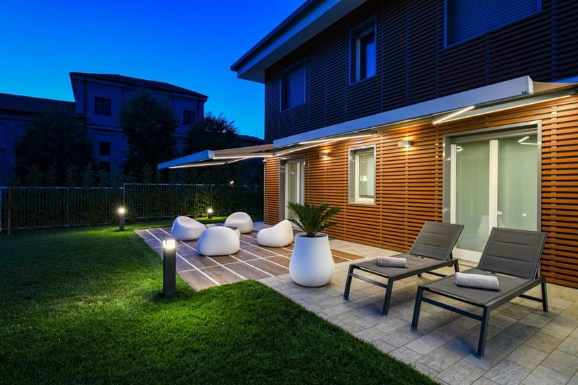 KE Outdoor Design Моторизованный тент-бокс с кронштейнами Tende a cassonetto sun-id-1435820 - Вид №10