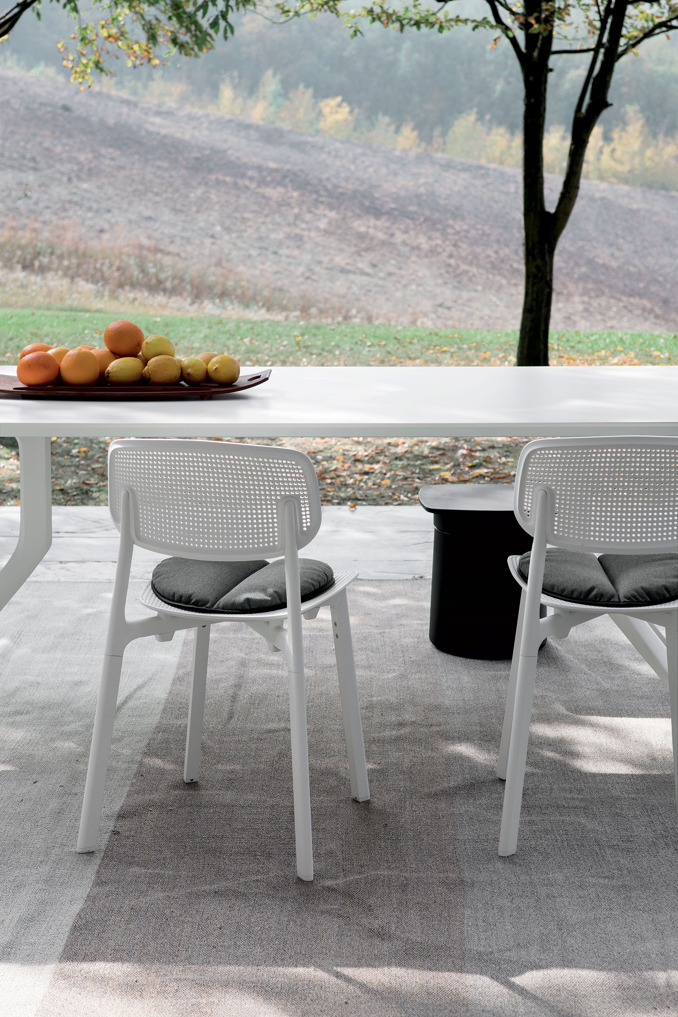 Открытый круглый сплошной цвет подушки Kristalia Lips ARCH-00060696 - Вид №19