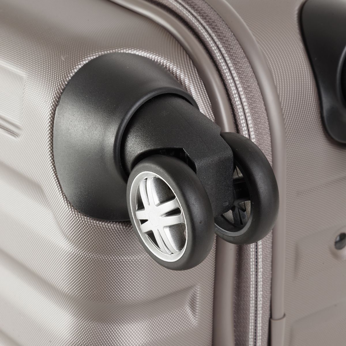 9423-22 Чемодан 9423 Trolley S 4w Roncato Element - Вид №4