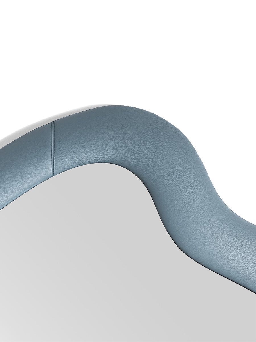 Настенное зеркало с кожаной рамкой Poltrona Frau SQUASH ARCH-00050479 - Вид №4