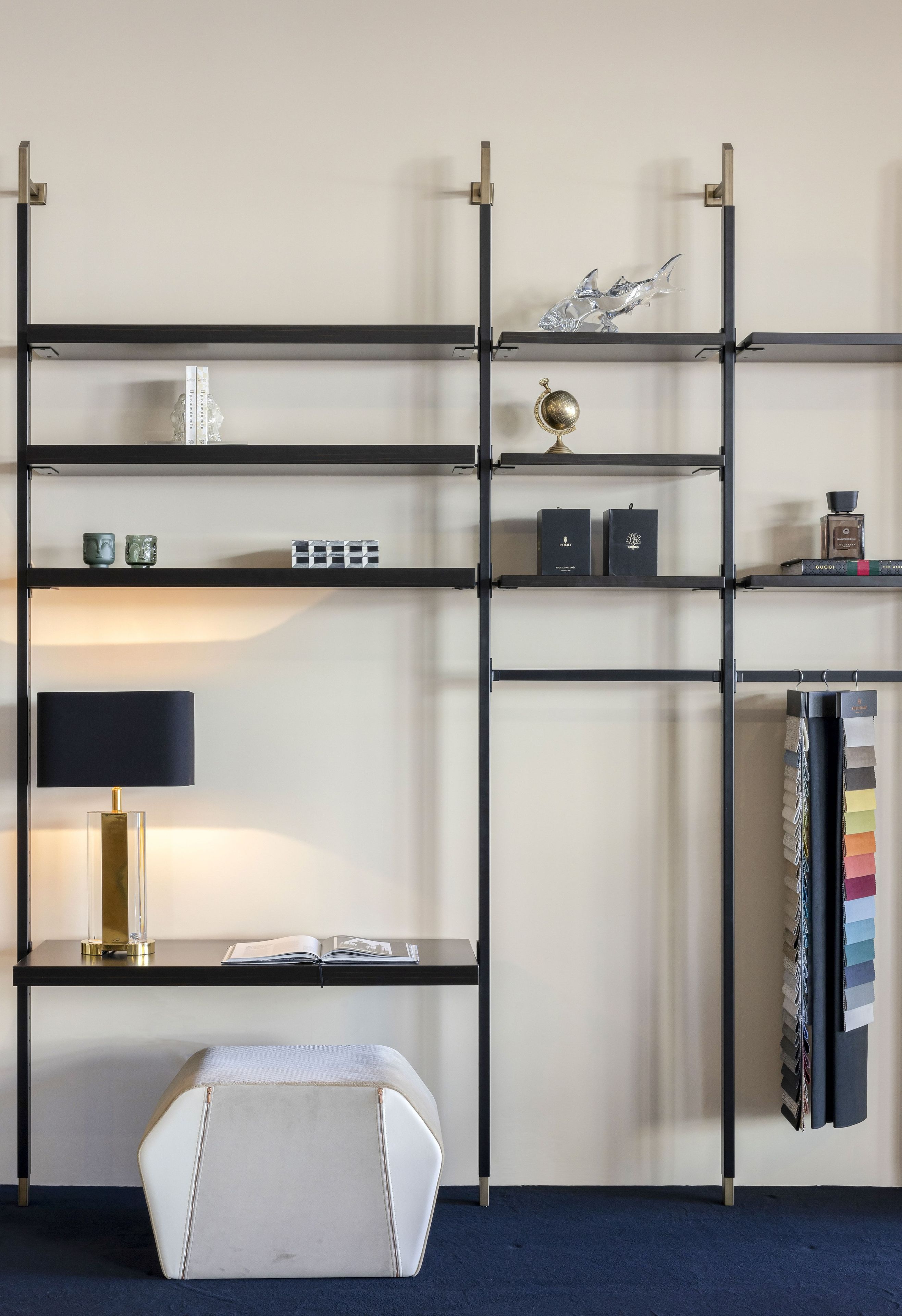 Алюминиевый книжный шкаф с креплением пол-потолок Stylish Club His &amp ARCH-00133148 - Вид №16