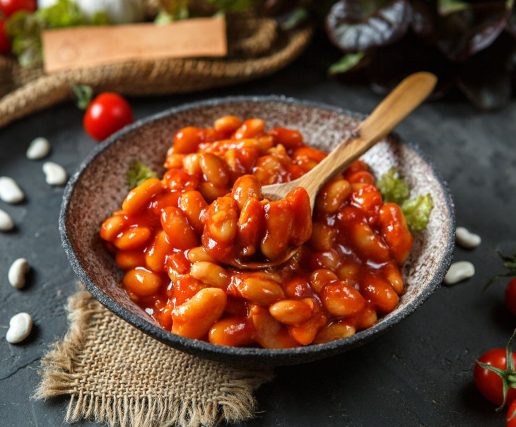 6095 Фасоль белая консервированная в томатном соусе Вкусляндия  - Вид №2