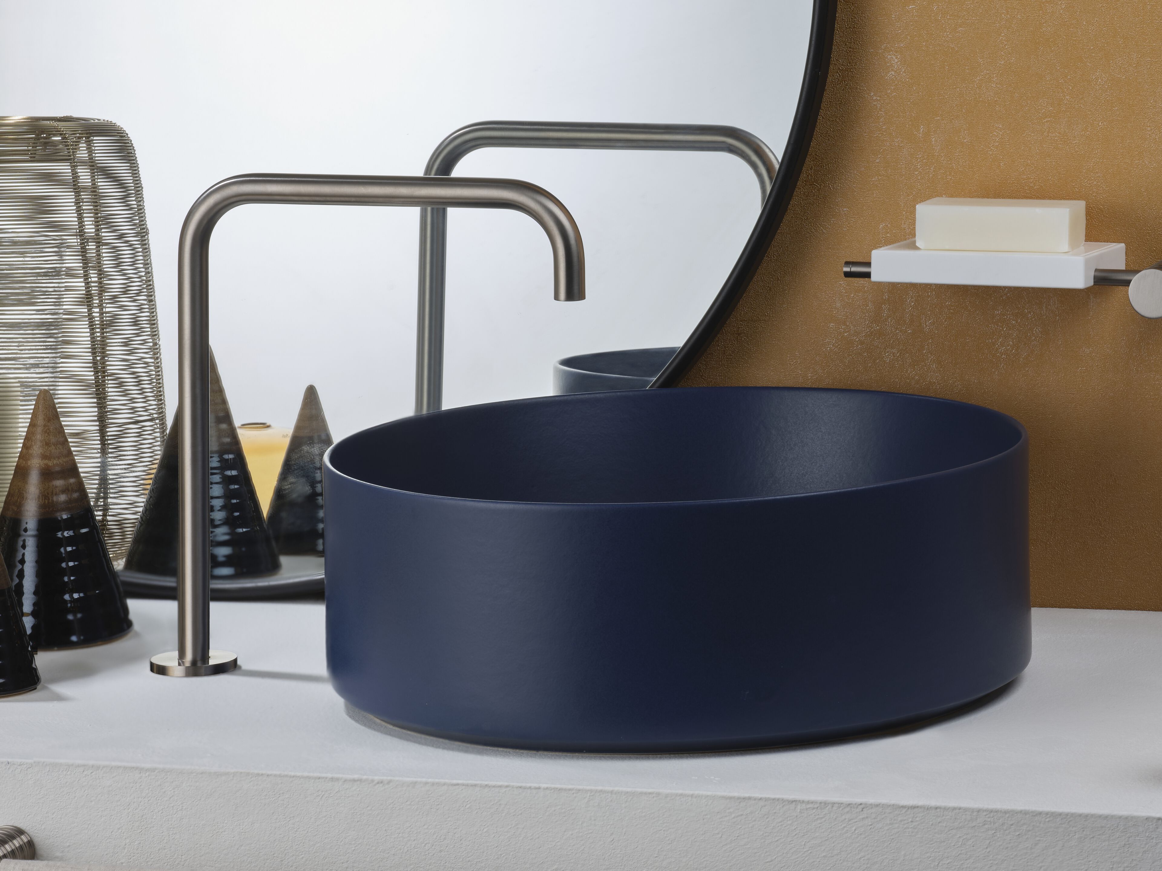 Дозирующий нос от пола Ritmonio диаметр 35 отпечатков пальцев ARCH-00151649 - Вид №1