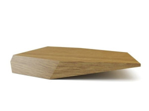 Низкий деревянный журнальный столик для контракта