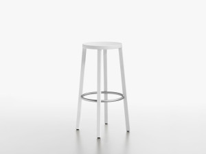 Табурет из ясеня с подставкой для ног