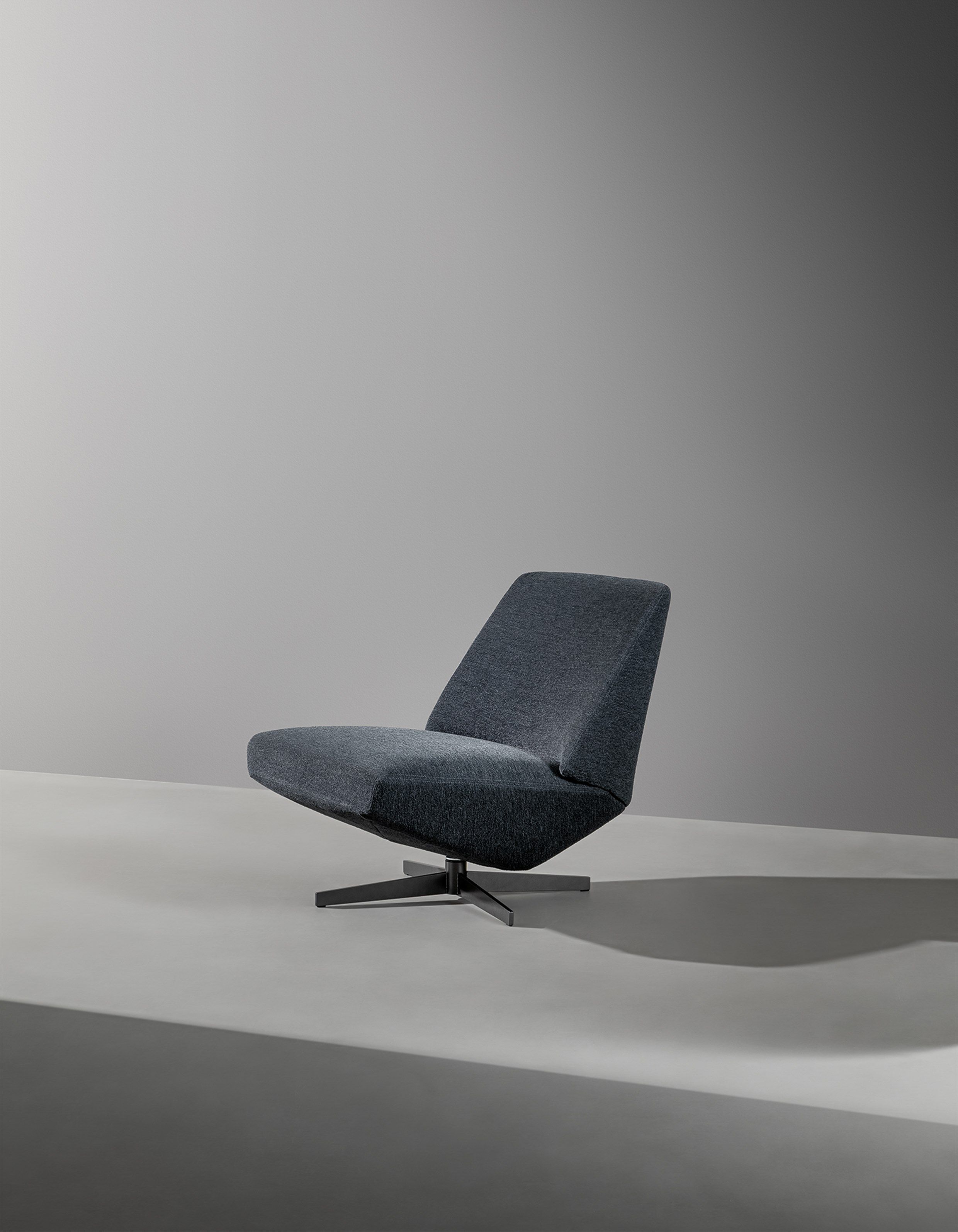 Тканевое кресло BONALDO SLEEK ARCH-00092006 - Вид №1