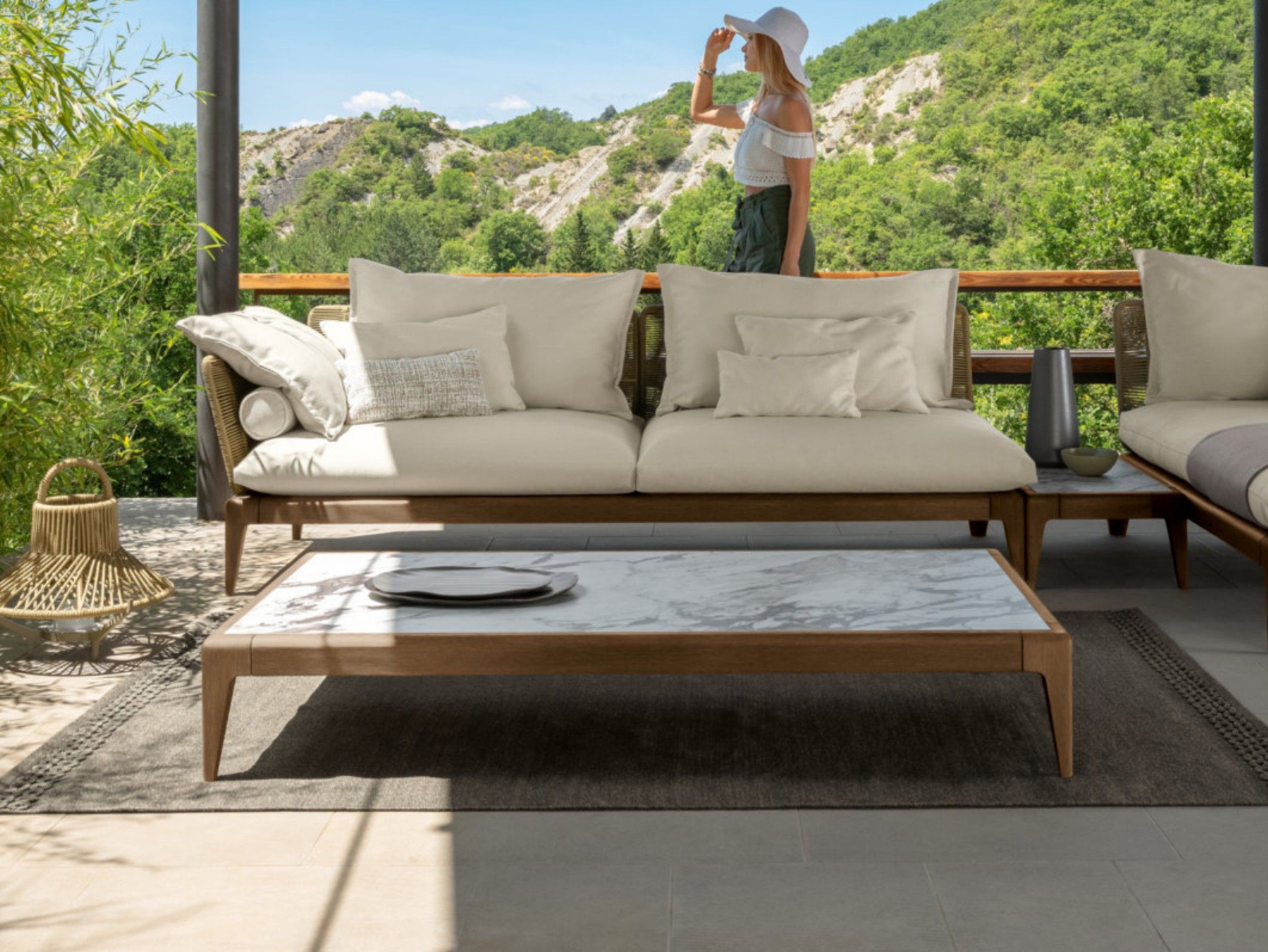 Журнальный столик из керамогранита Talenti Cruise Teak ARCH-00101748 - Вид №2