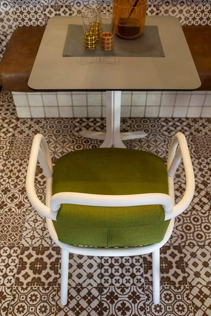 Very Wood Ресторанный стул из ткани с подлокотниками Zantilam sun-id-1492864 - Вид №7