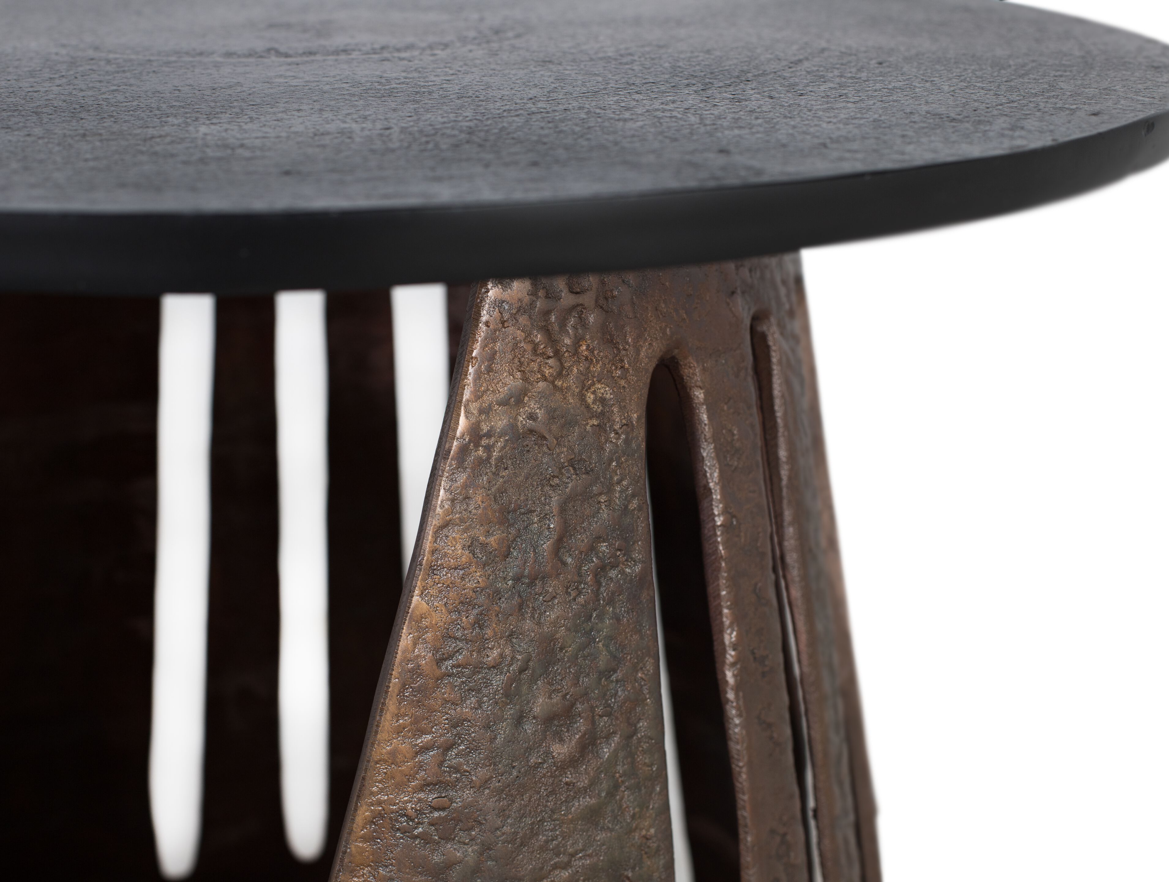 Высокий круглый алюминиевый журнальный столик Giner y Colomer 1611 ARCH-00044369 - Вид №1