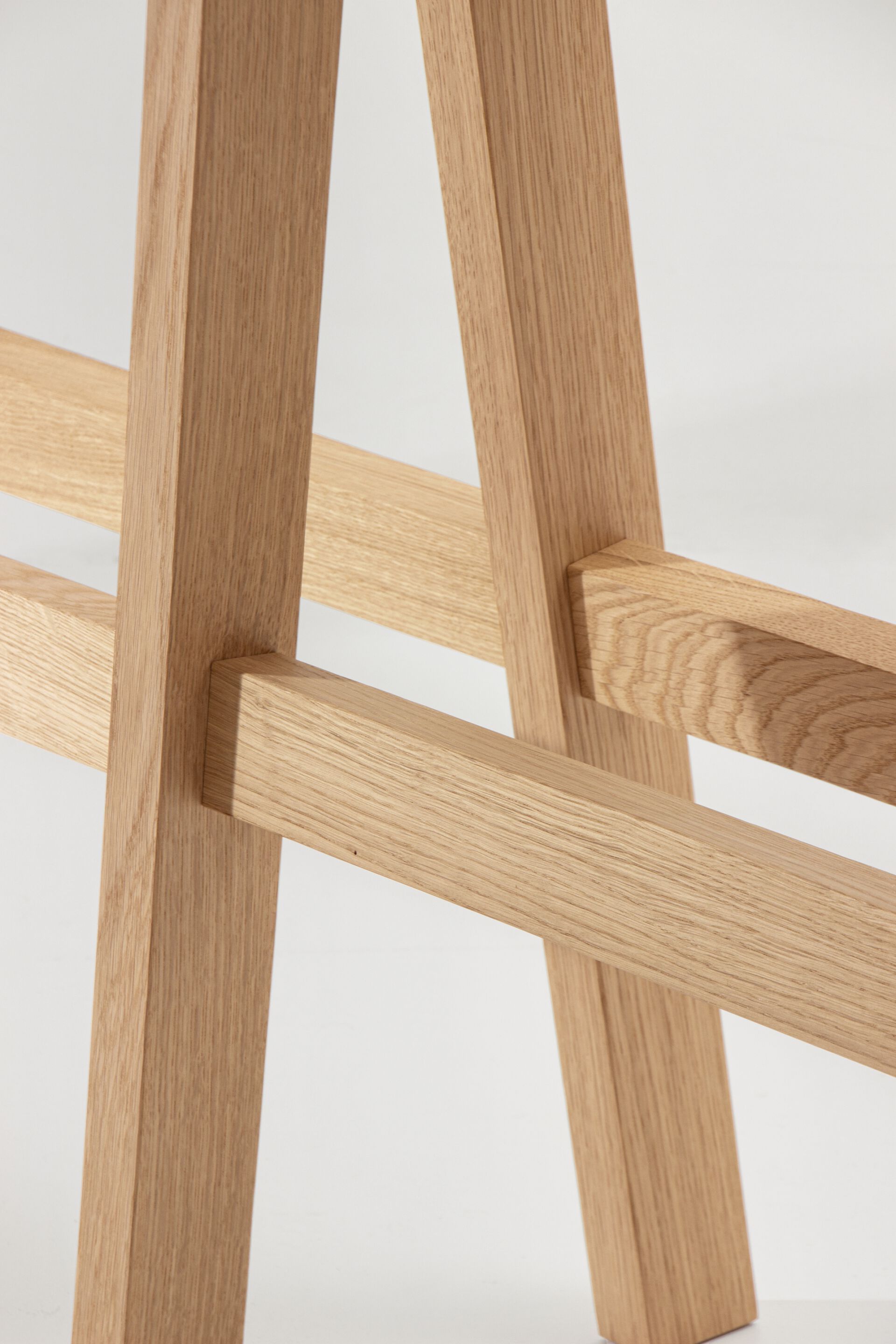 Высокая скамейка из массива дерева ZEITRAUM ужин ARCH-00043331 - Вид №2