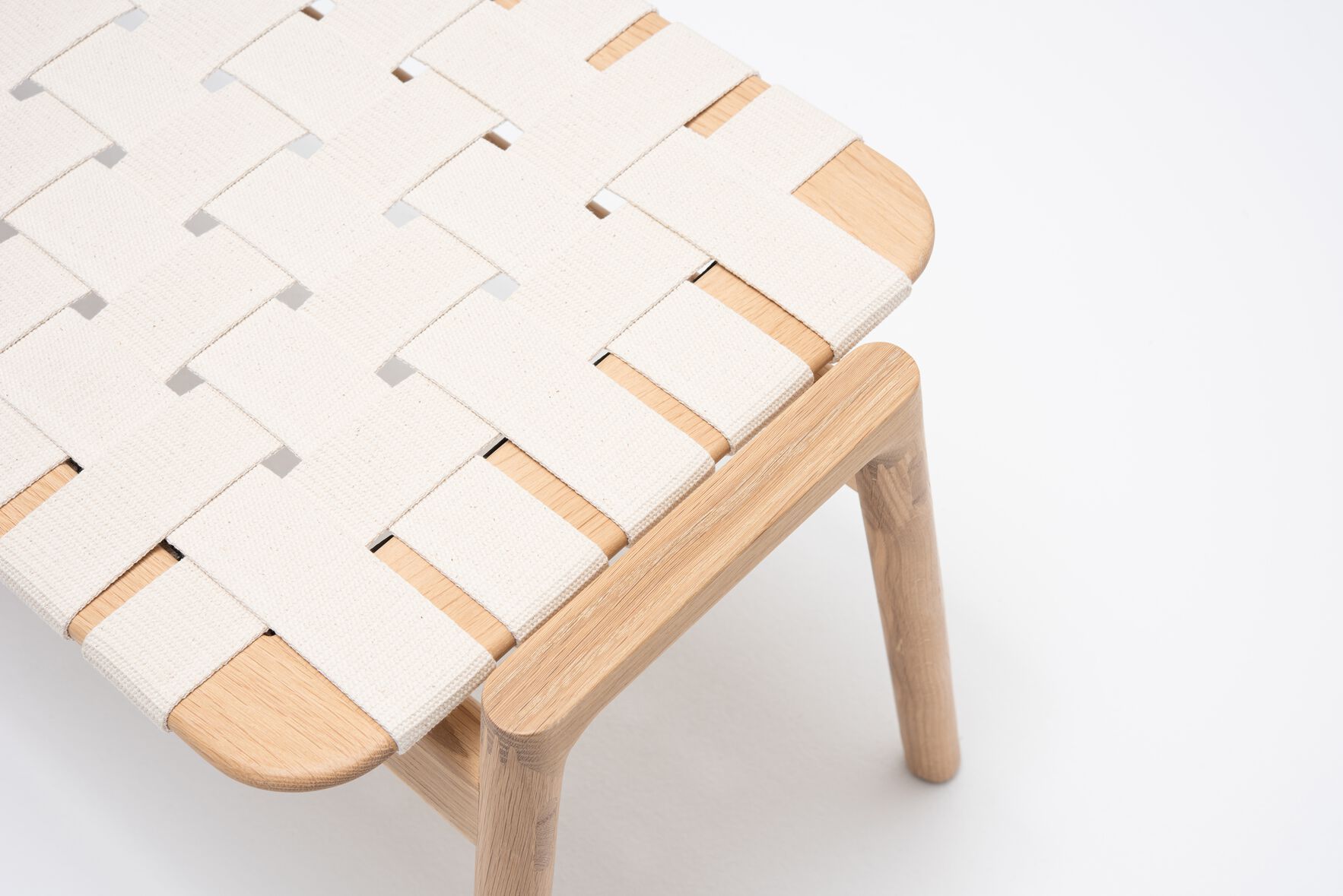 Скамейка из дуба и ткани Gazzda KLUPA ARCH-00107509 - Вид №17