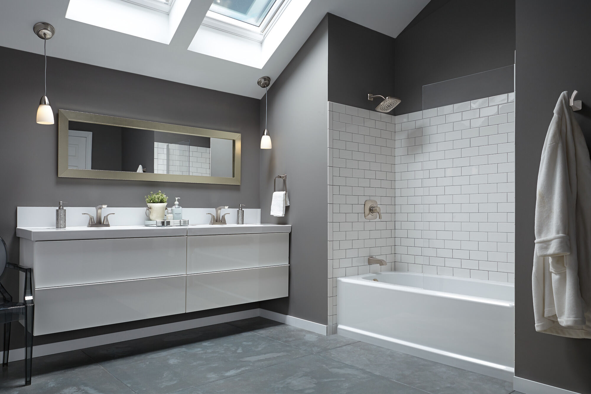 75246-SS Кольцо для полотенца Delta Faucet Tesla Нержавеющая сталь - Вид №1