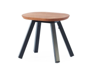 Низкий садовый стул в ироко