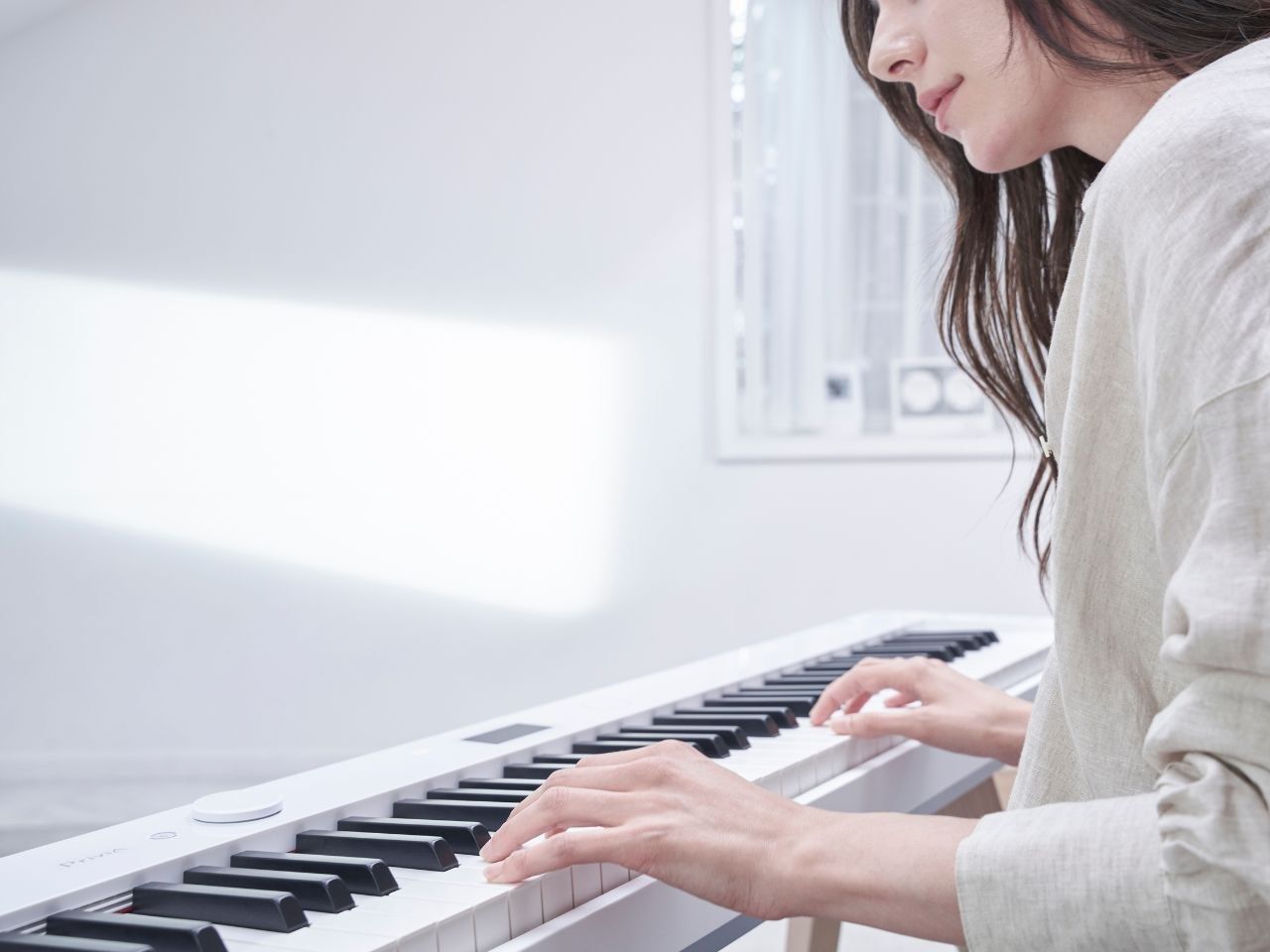 Белое цифровое пианино CASIO MUSIC Privia ARCH-00086205 - Вид №3