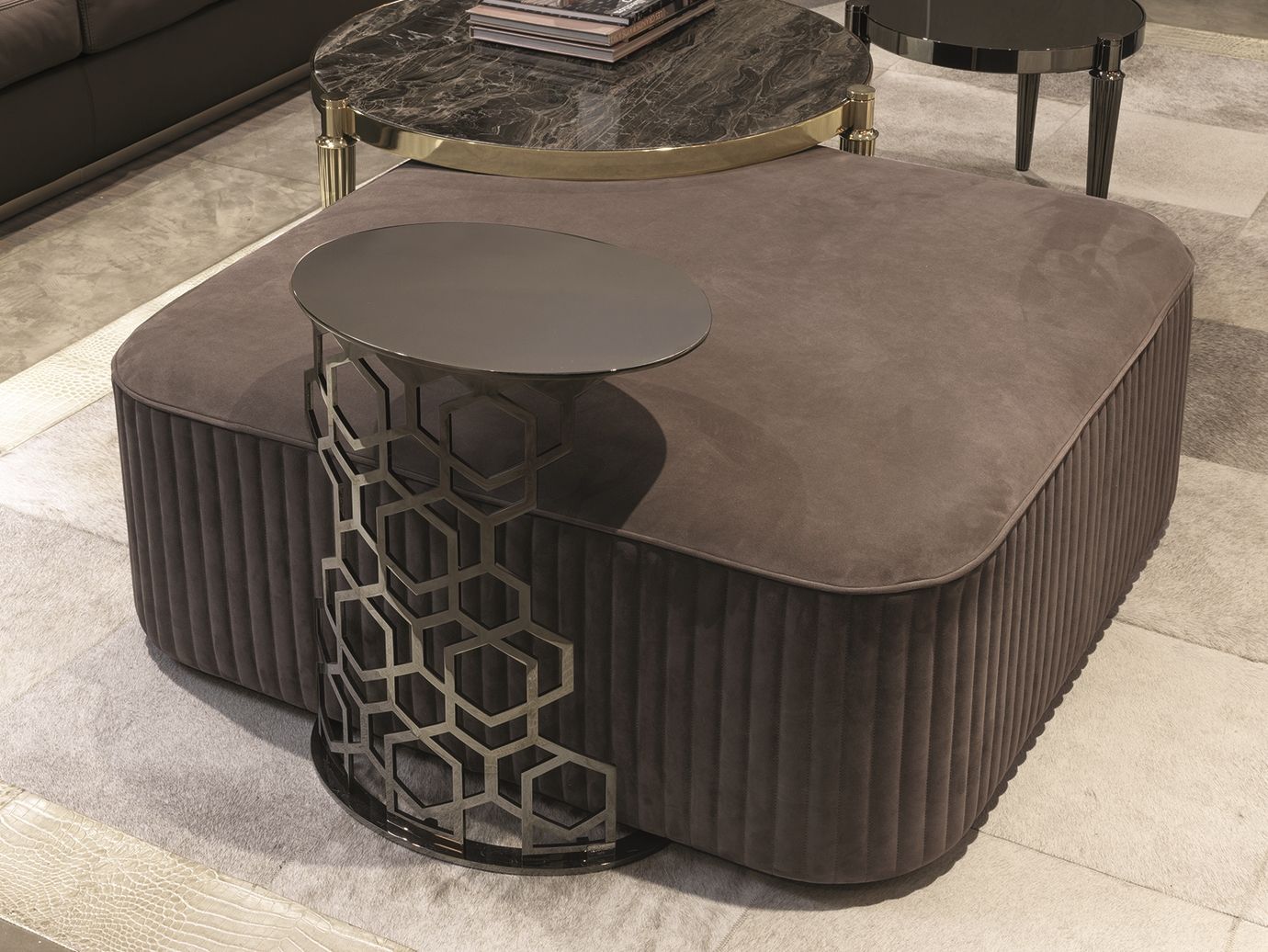 Кожаный квадратный пуф Longhi Loveluxe ARCH-00056094