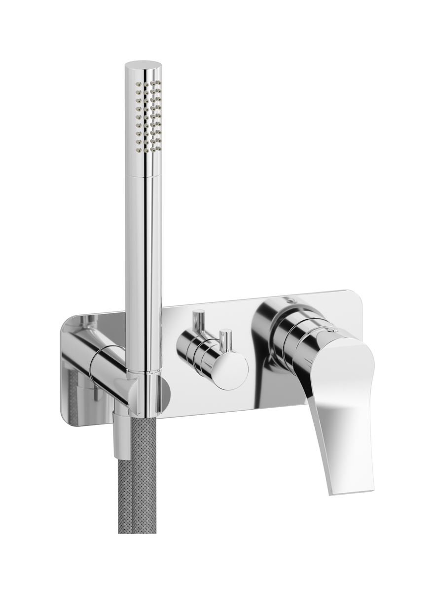 Внешние части встроенного в стену смесителя на 3 потребителя в комплекте с душевым гарнитуром. WE ARE IB vn300is Chrome Twitter