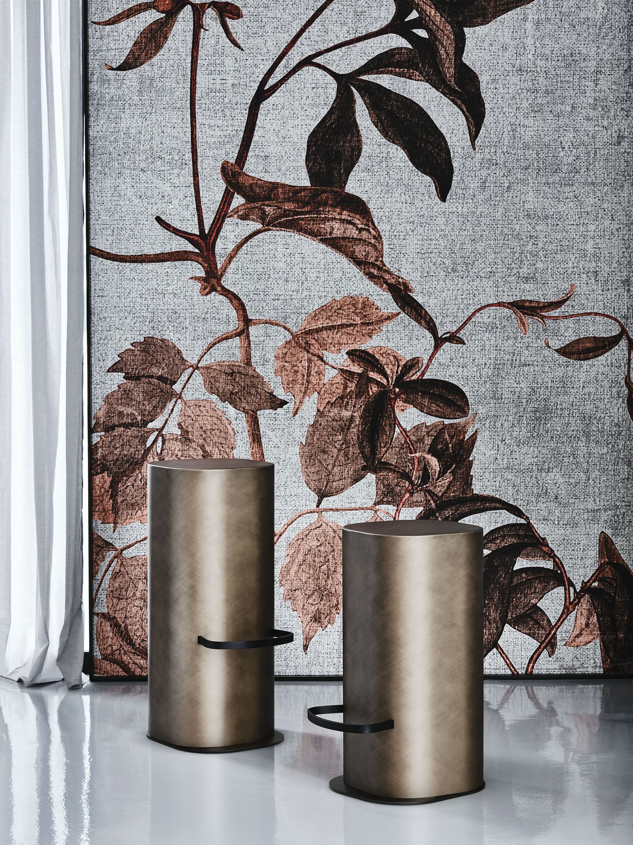 Стальной табурет с подставкой для ног Cattelan italia Панчо ARCH-00102775