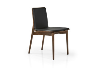 Стул из бука с мягким сиденьем