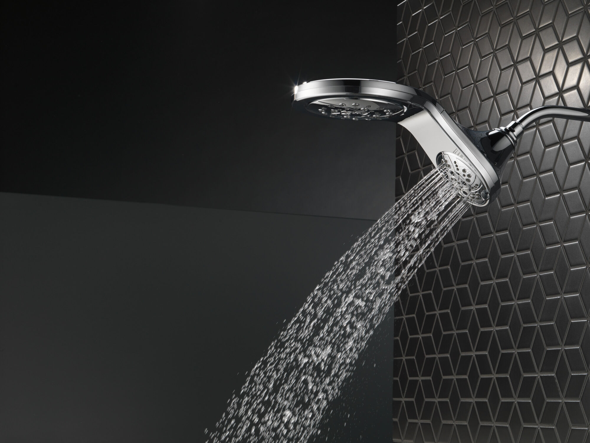 58581-PK HydroRain® H2Okinetic® In2ition® Душ два в одном с 5 настройками Delta Faucet Universal Showering Хром  - Вид №32