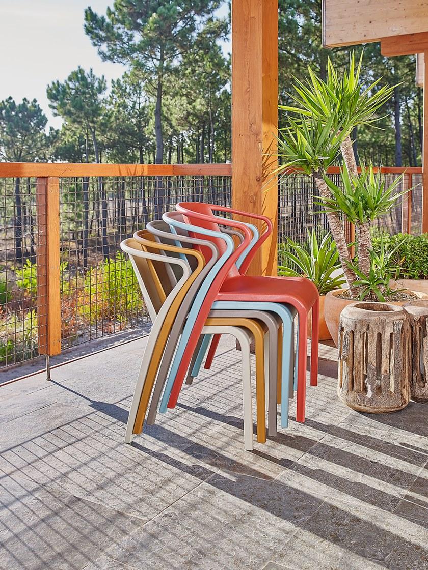 Ezpeleta Штабелируемый садовый стул из полипропилена с подлокотниками  Mn-fad00  - Вид №5