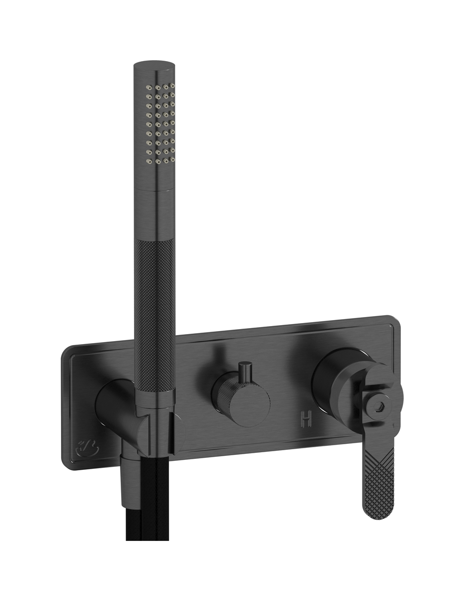 Внешние части встроенного в стену смесителя на 2 потребителя в комплекте с душевым гарнитуром. WE ARE IB b2313cs Brushed Black Chrome Bold