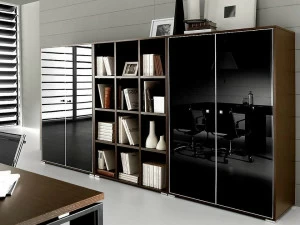 IFT Высокий офисный блок из лакированного стекла с распашными дверцами Pratiko