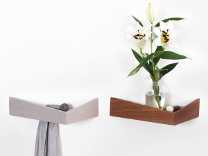 Деревянная вешалка / полка