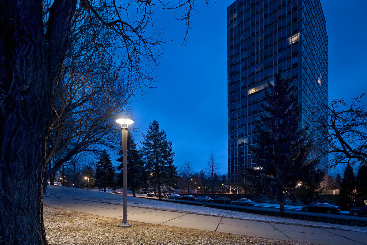 FSRT248 Пешеходное освещение Cordia  Forms-surfaces  - Вид №1