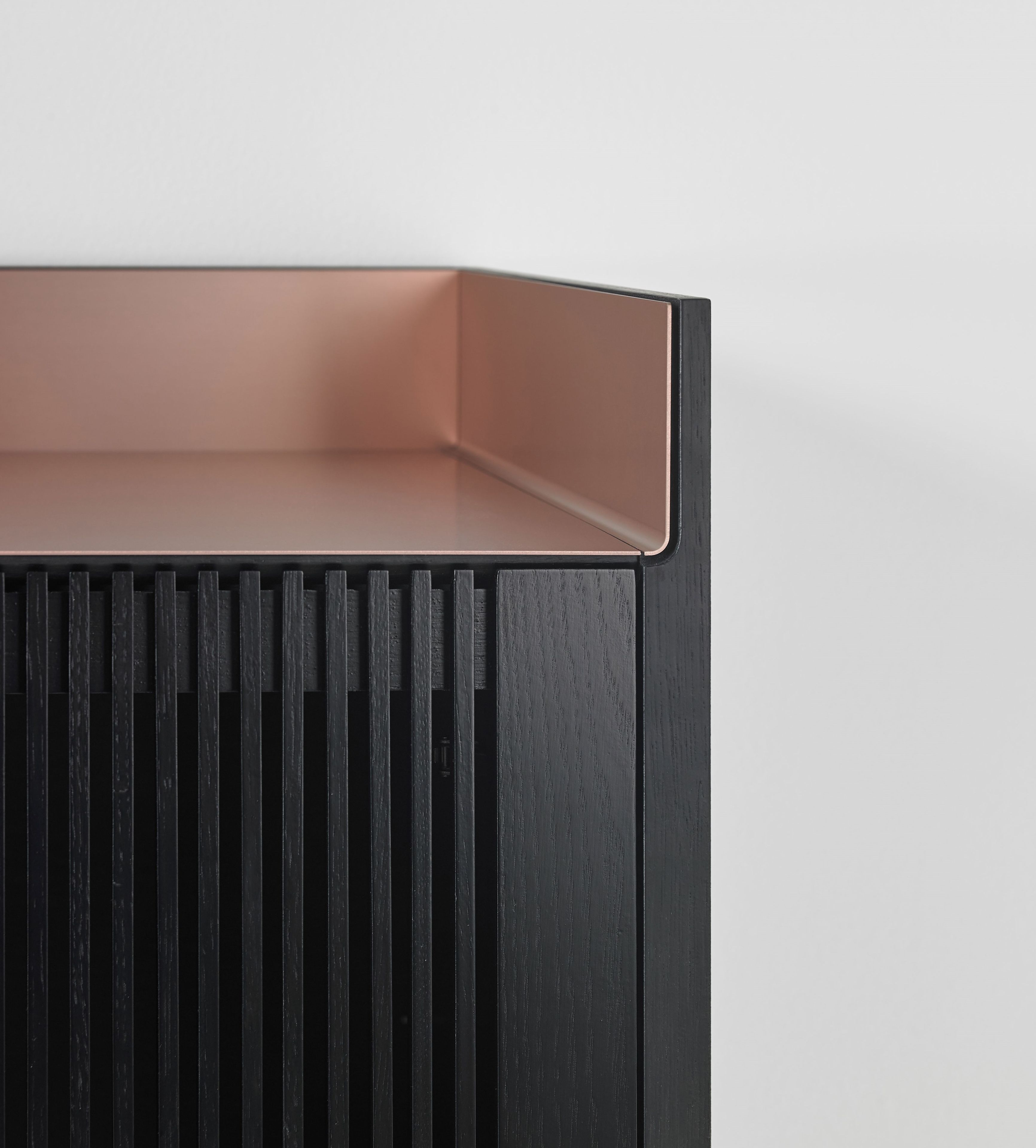 Деревянный шкаф с распашными дверцами Punt Stockholm ARCH-00065581 - Вид №9