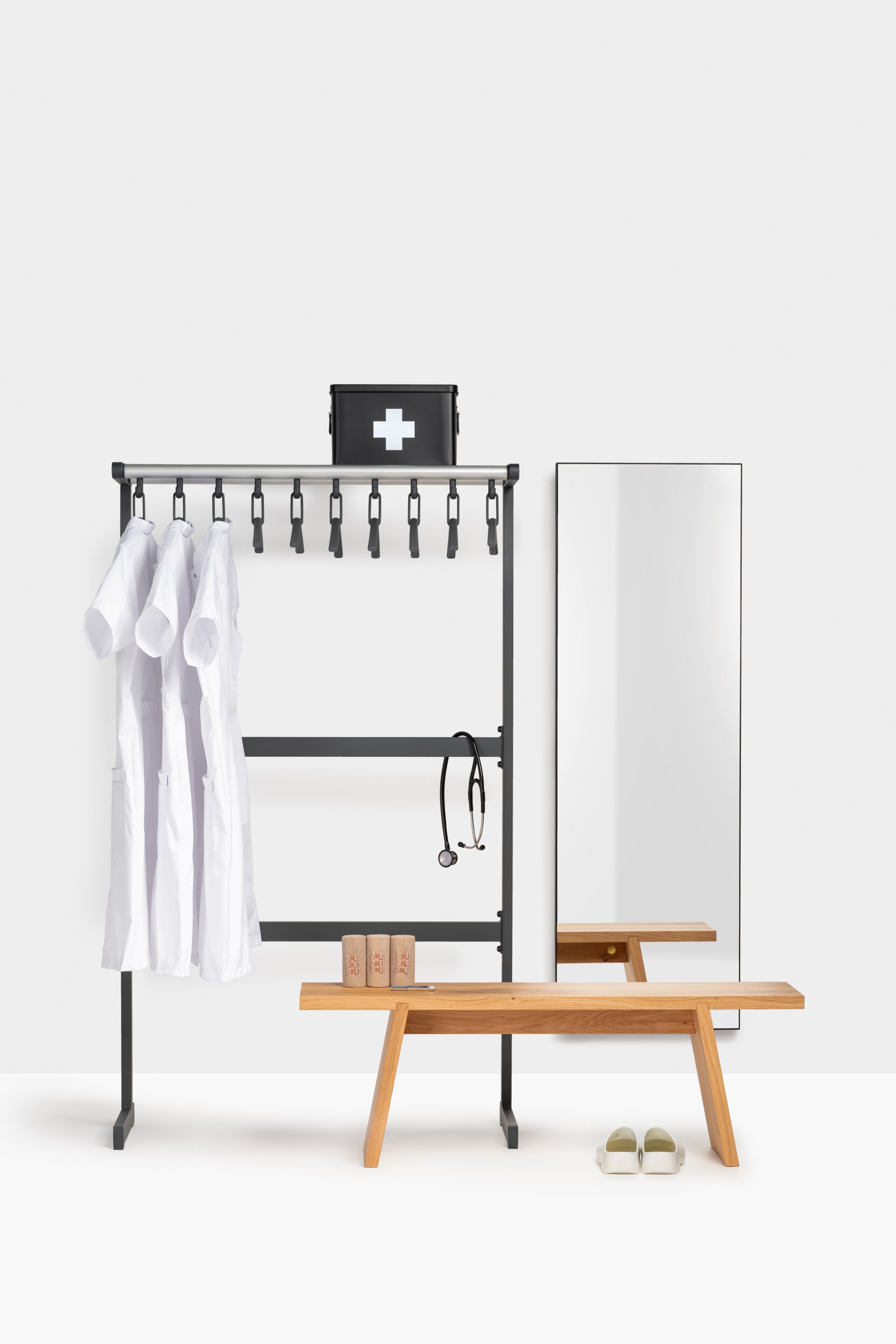 Стальная вешалка с порошковым покрытием с держателем зонта FUNCTIONALS Tertio ARCH-00065587 - Вид №2