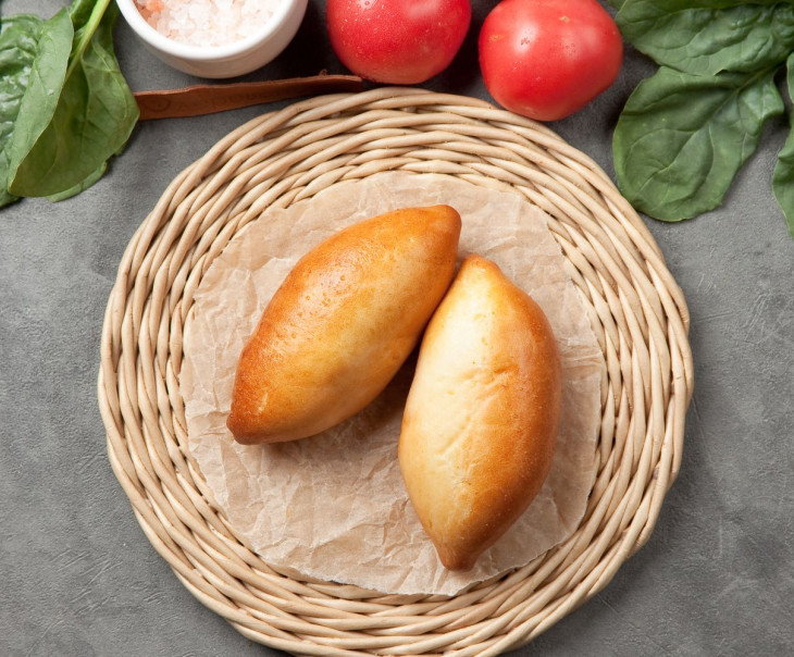 5831 Пирожок с мясом Вкусляндия 