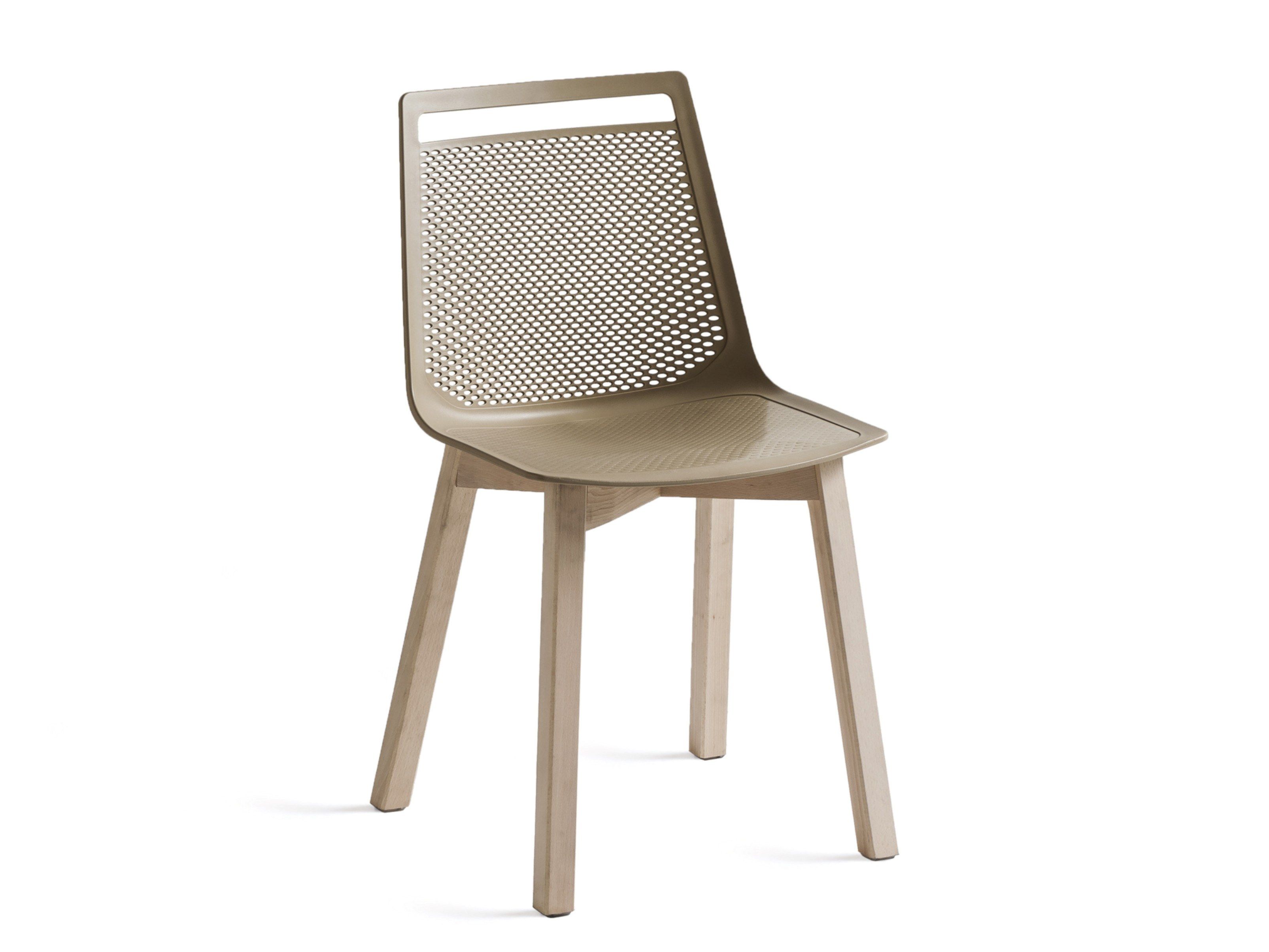 Стул из инженерного пластика с деревянным каркасом GABER Akami ARCH-00104323