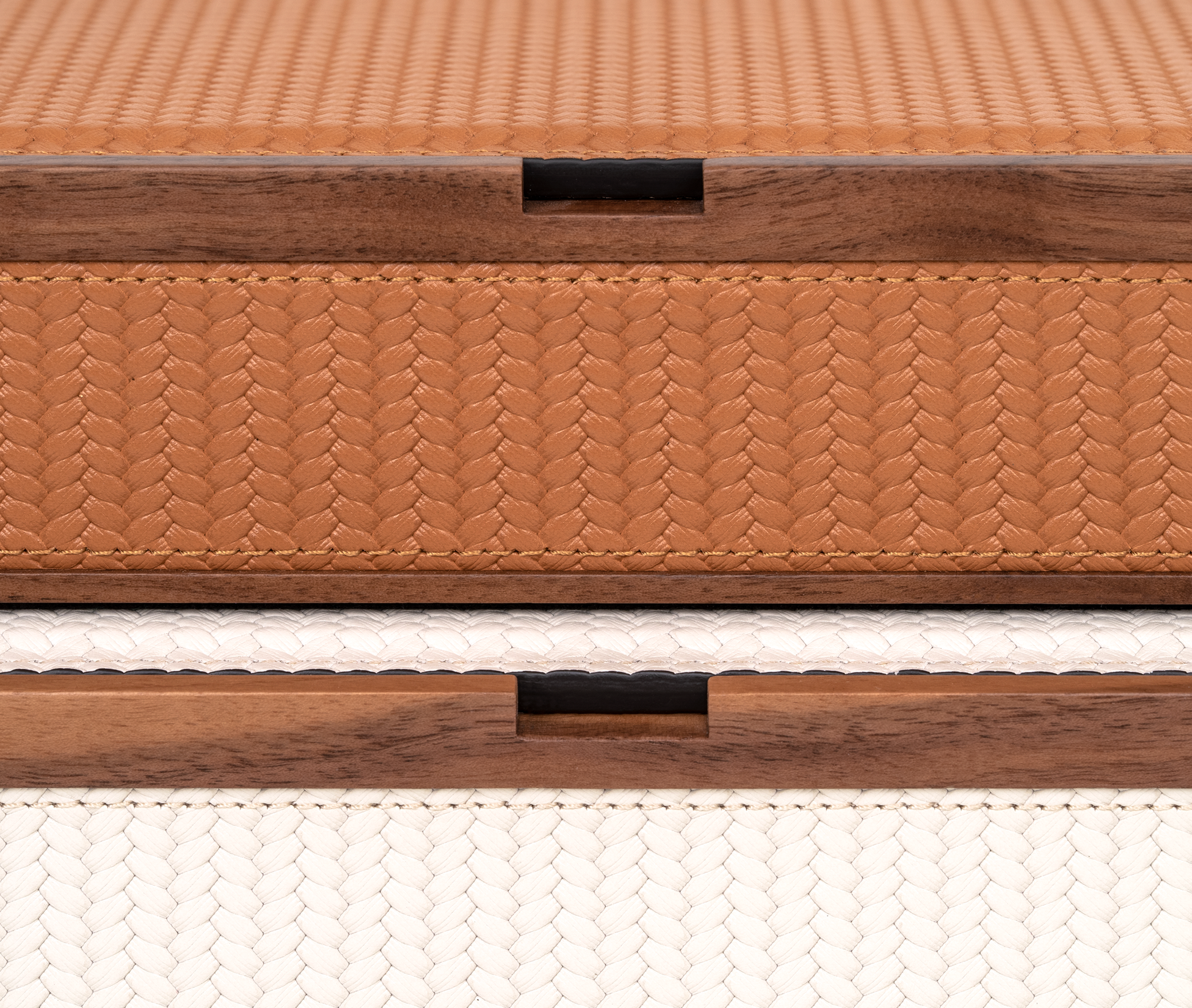 Прямоугольная шкатулка Astrea - 33X24XH7 см / зернистая кожа_coffee Pinetti 00.1434.029.015 - Вид №6