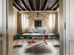 Мягкий стул