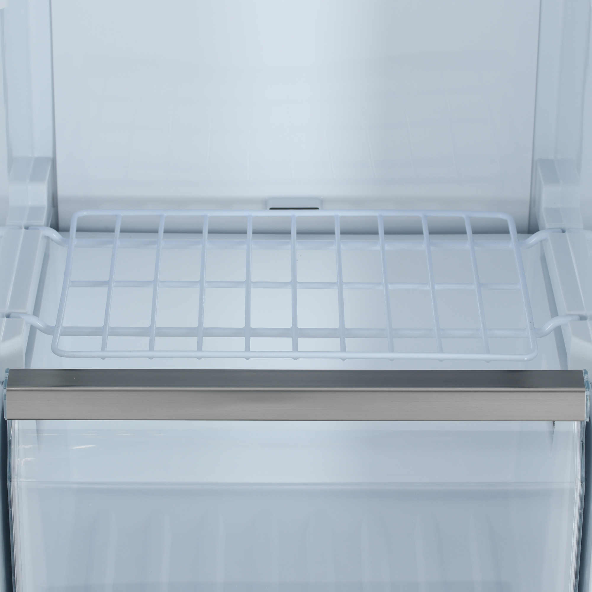 5413953 Морозильный шкаф  DEXP F4-26AHE серебристый STDN-0087424 - Вид №9