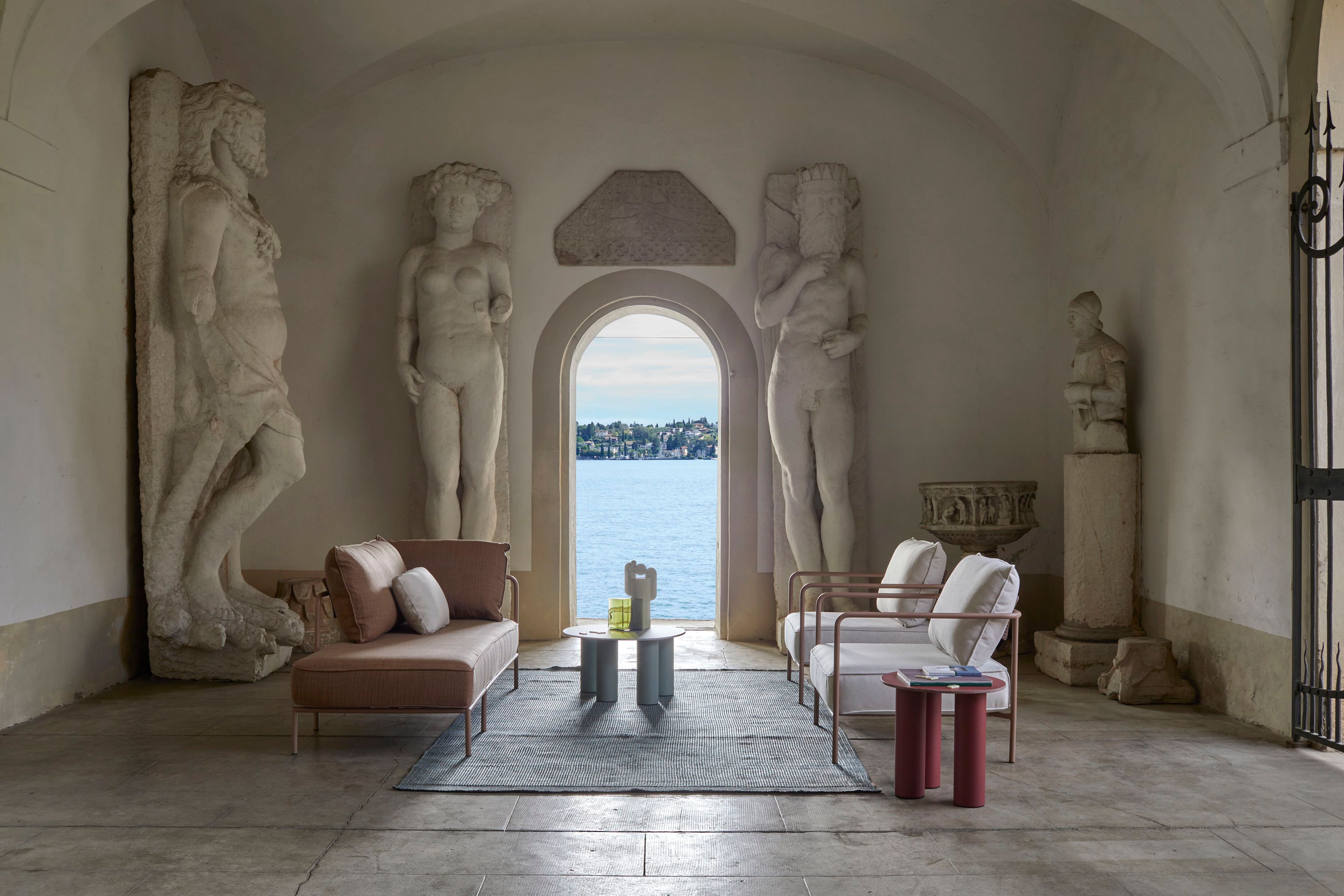 Журнальный столик из ламината с алюминиевыми ножками S-CAB Hyppo ARCH-00142846 - Вид №14