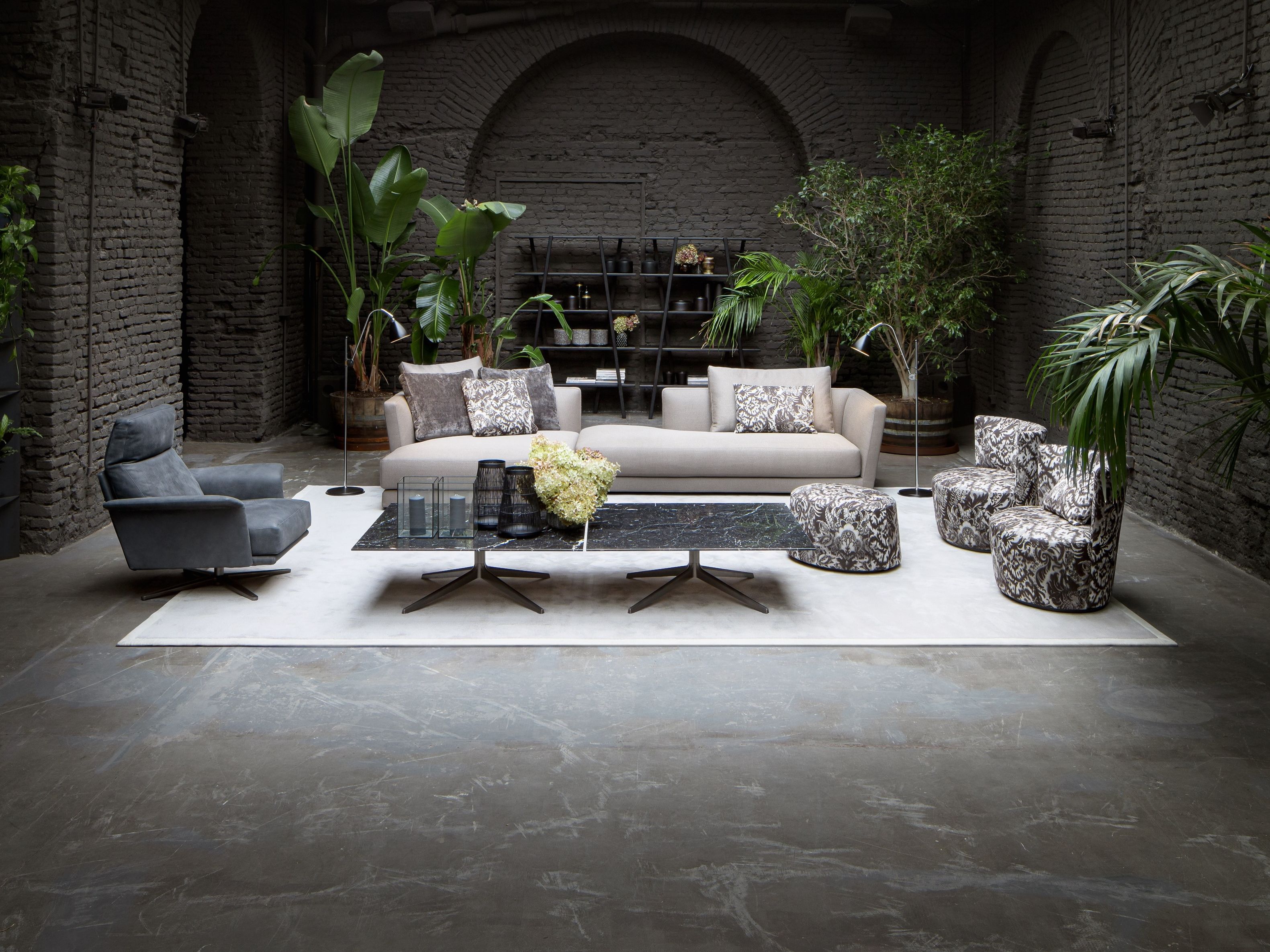 Овальный пуф из ткани Verzelloni Эмили ARCH-00018806 - Вид №2