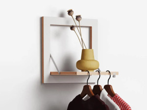 Вешалка для одежды из фанеры