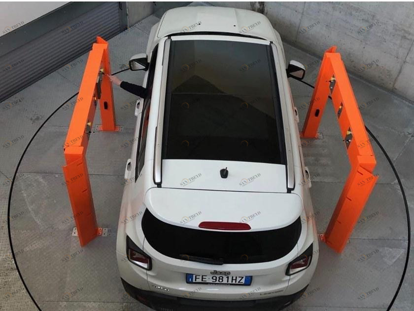 CARMEC Вращающийся автомобильный подъемник Ascensori per auto sun-id-1475877