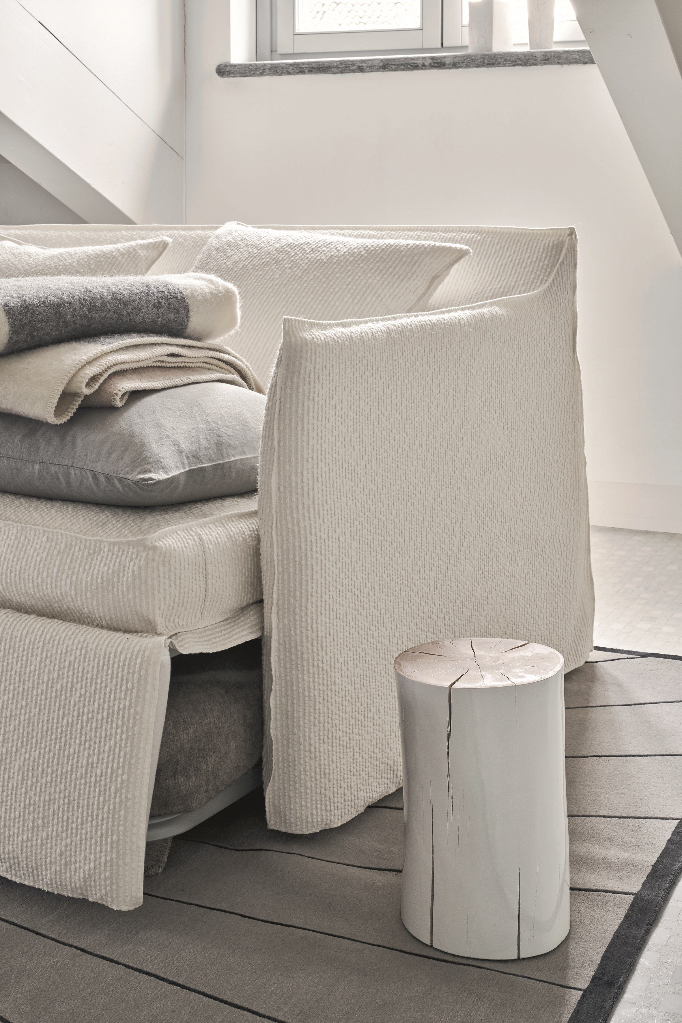 Низкий круглый журнальный столик для гостиной Gervasoni журнал + Новости ARCH-00096781 - Вид №3