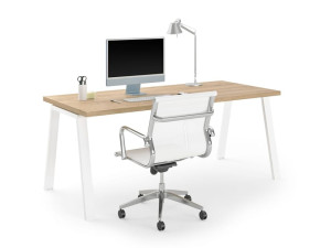 Прямоугольный рабочий стол