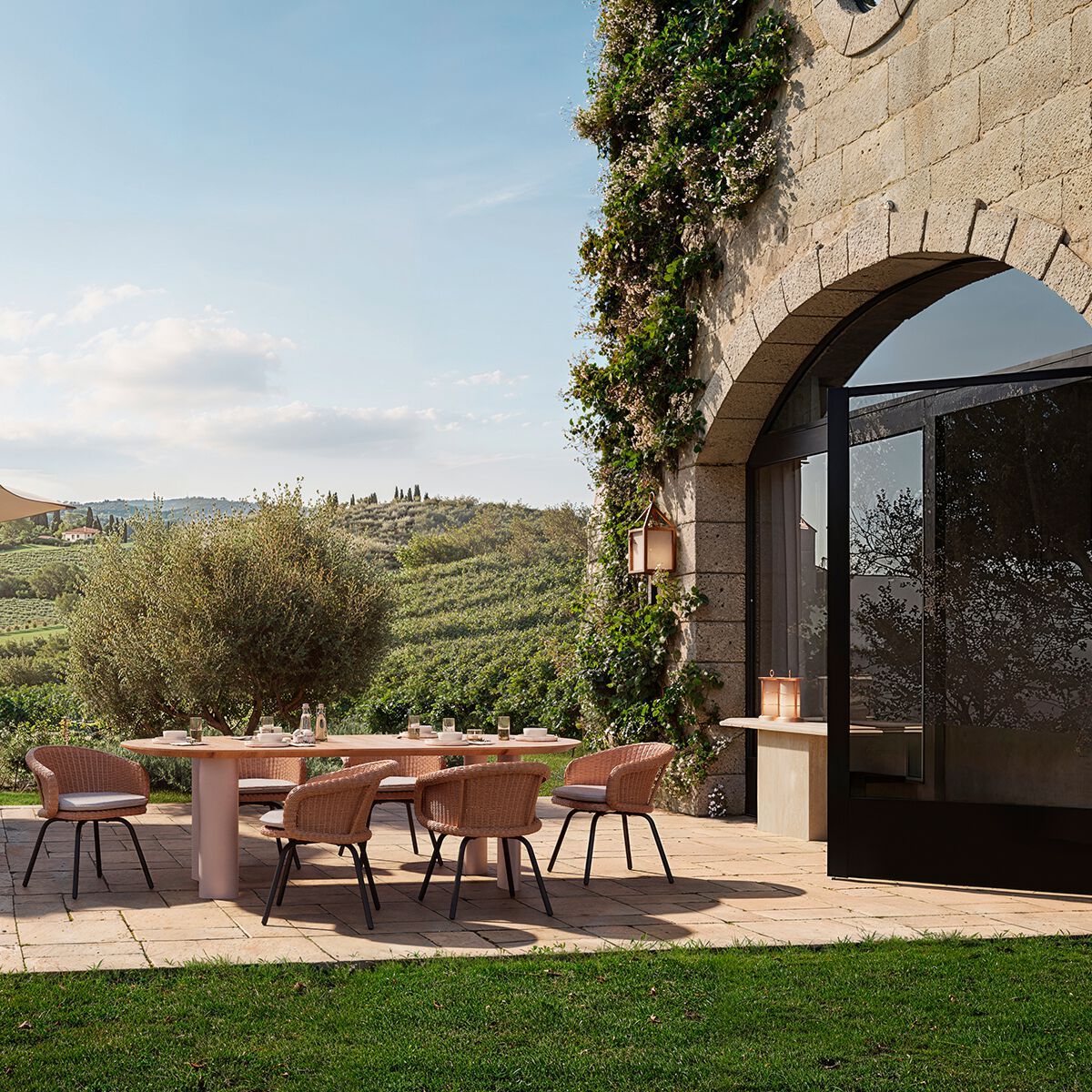 Прямоугольная консоль из искусственного травертина Eichholtz CHARLES ARCH-00022134 - Вид №1