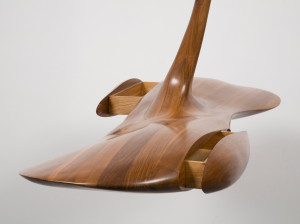 Деревянная подвесная тумбочка