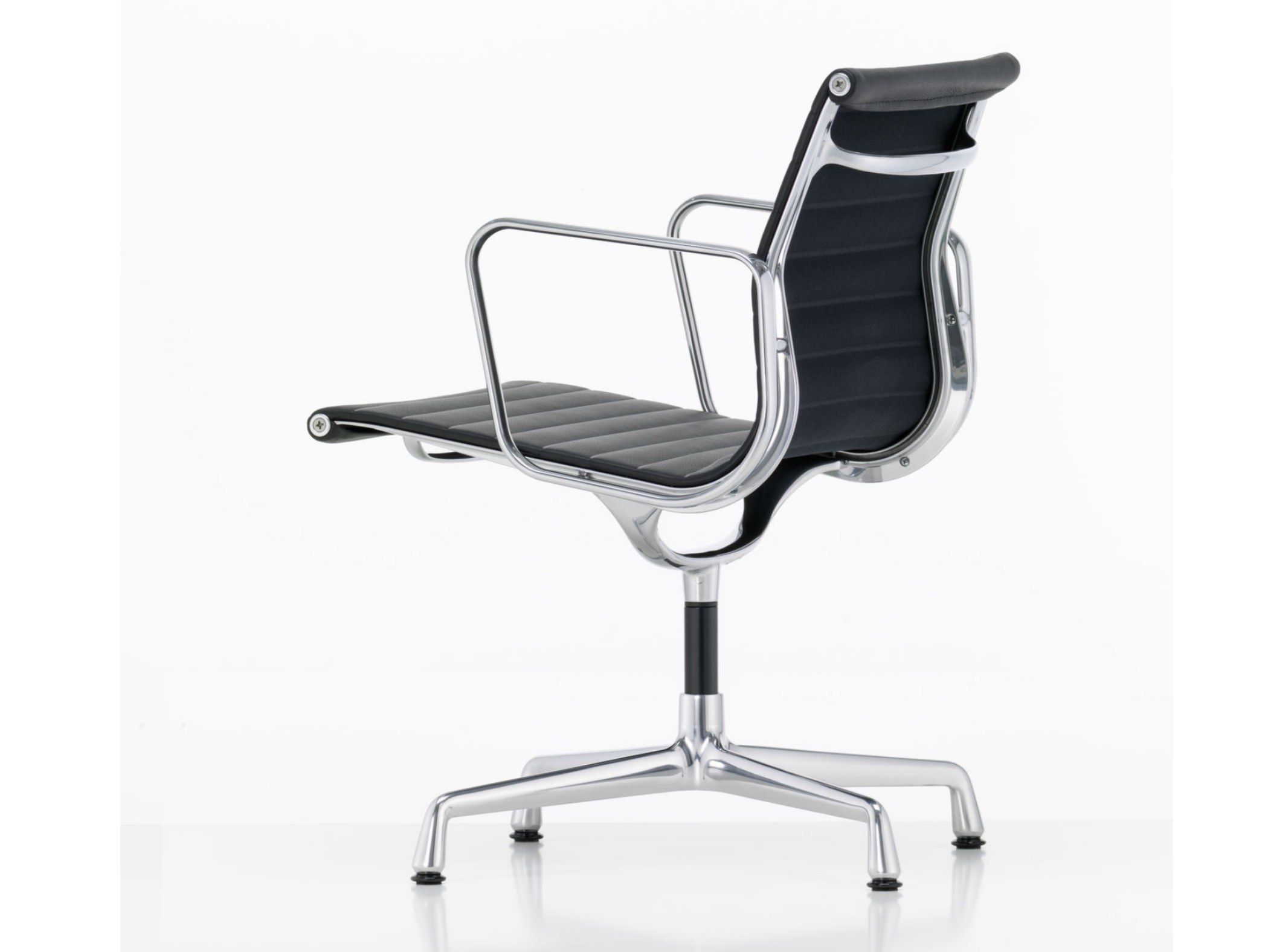 Ткань спиц поворотный стул с подлокотниками VITRA Eames Aluminium Group ARCH-00087363 - Вид №38