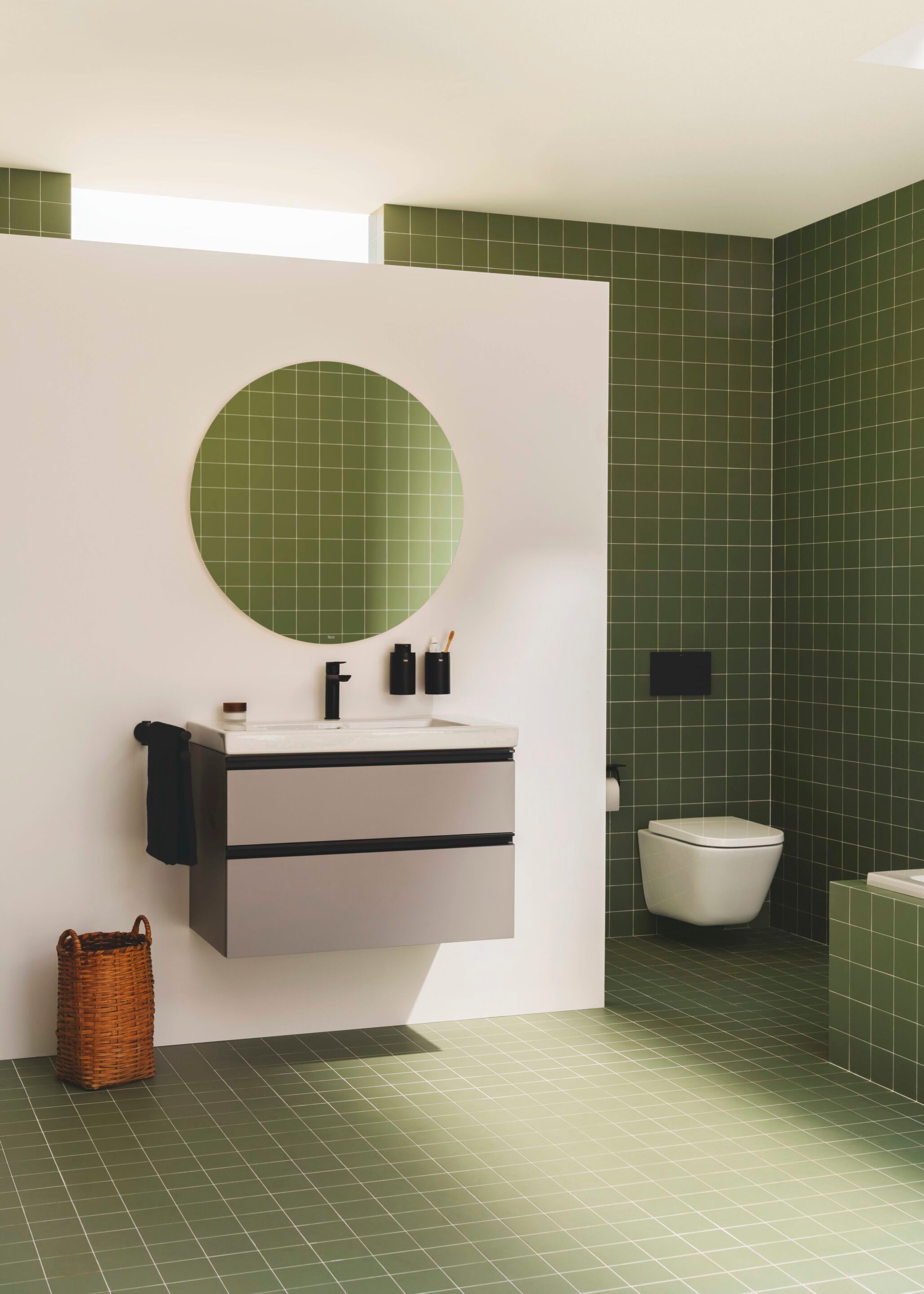 Фарфоровый подвесной прямоугольный умывальник Roca The Gap ARCH-00082132 - Вид №4