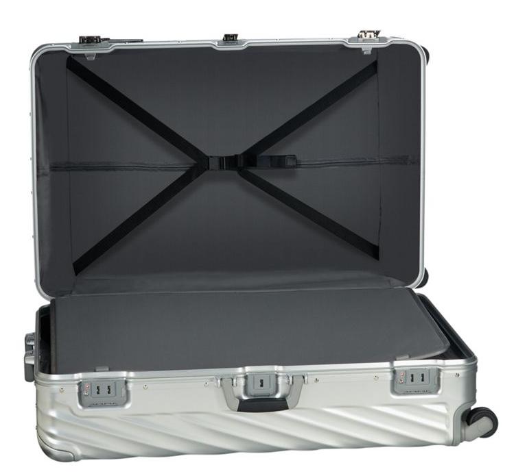 36847SLV2 Чемодан Worldwide Trip Packing Case Tumi 19 Degree Aluminum  - Вид №2