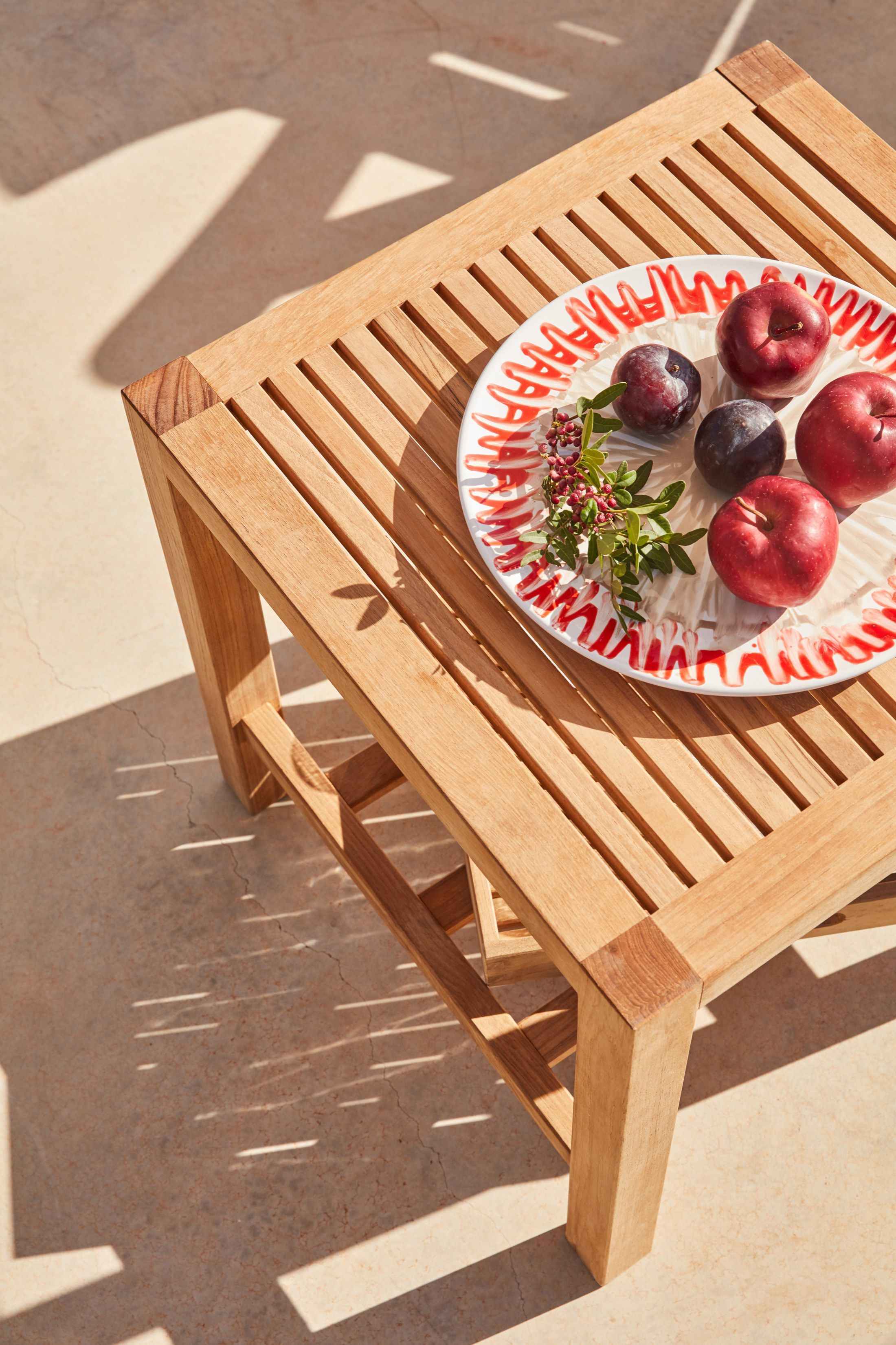 Квадратный стол из тикового дерева с подносом Unopiù Chelsea ARCH-00080857 - Вид №1