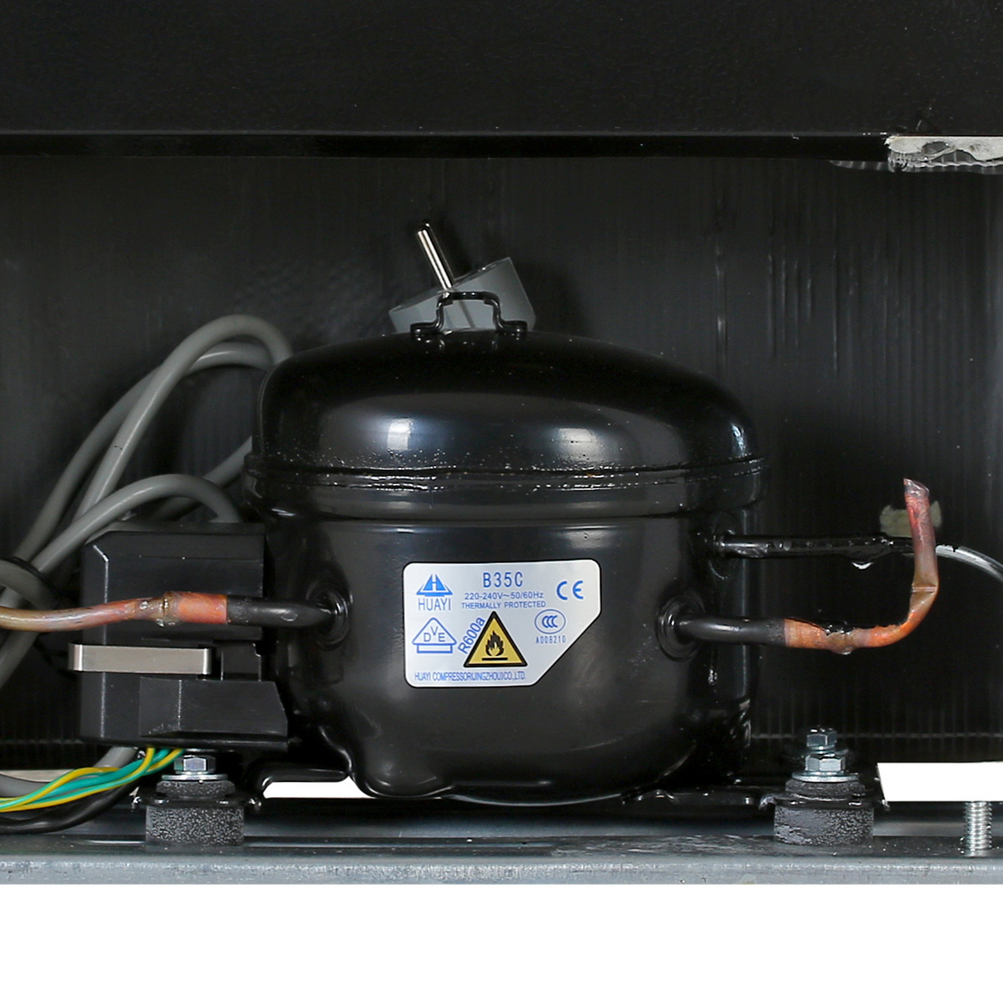 8166325 Холодильник компактный   Tesler RC-95 серебристый STDN-0054905 - Вид №11