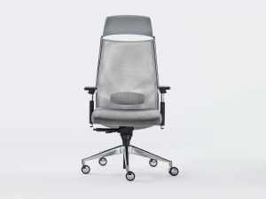 Вращающееся офисное кресло с высокой спинкой